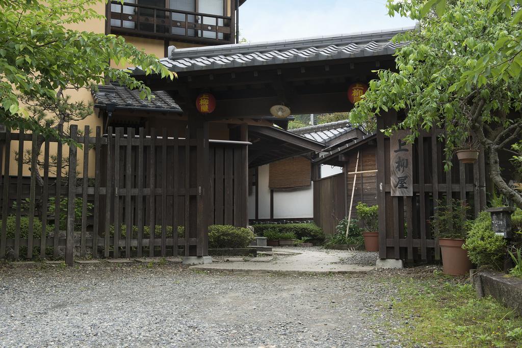 Hotel Yunohira Kamiyanagiya à Yufu Extérieur photo