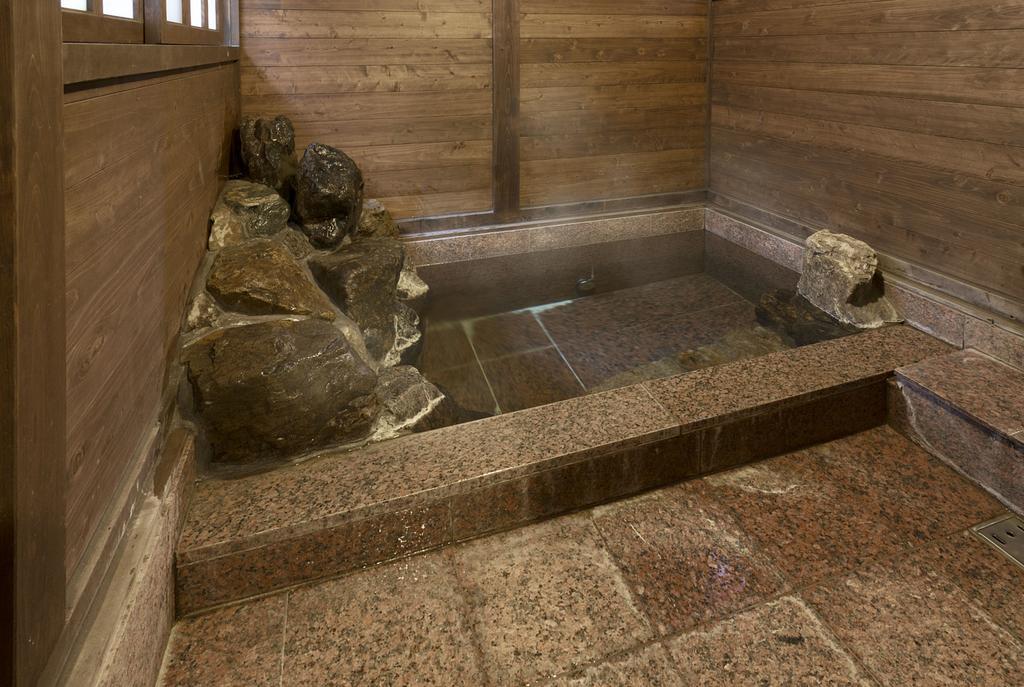 Hotel Yunohira Kamiyanagiya à Yufu Extérieur photo